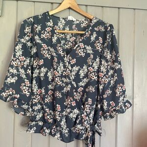 Pretty floral blouse